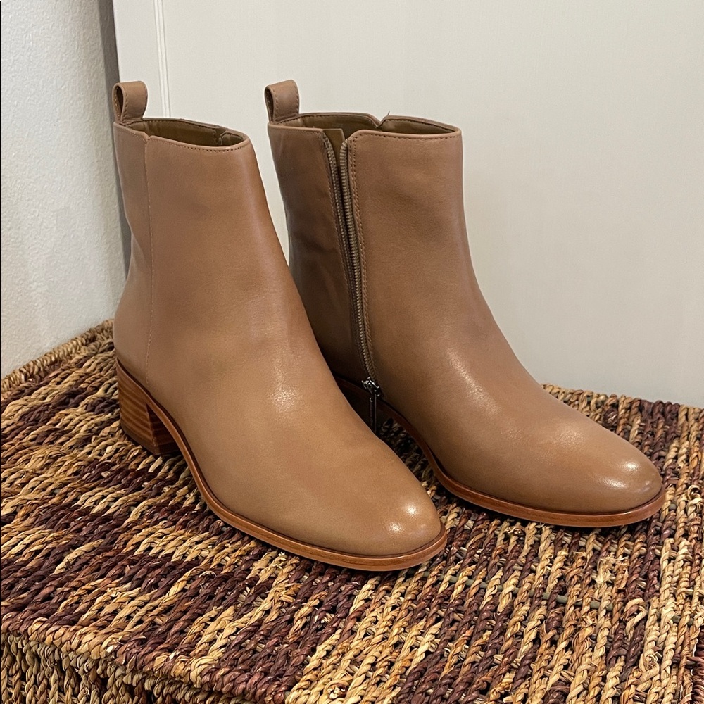 Vince Camuto Tan Leather Ankle Boots